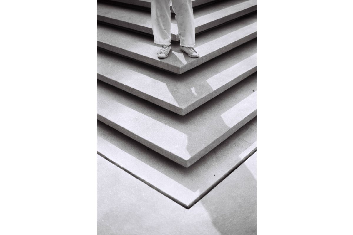 Lomography babylon kino 35mm film example photo of a man on steps