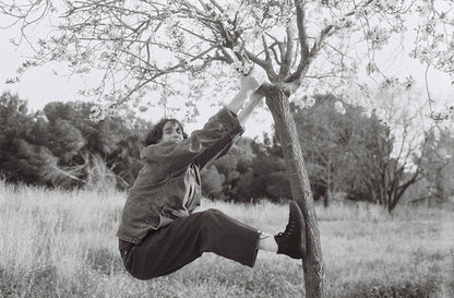 Black and white photo of carla taken on dubblefilm daily black and white film