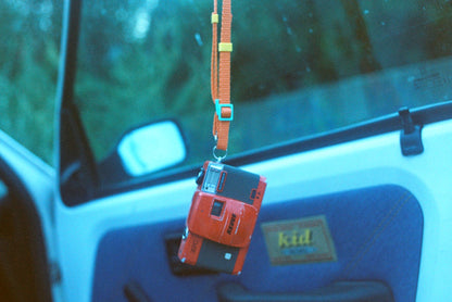 Orange Dubblefilm camera strap 